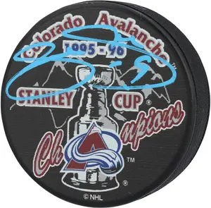 Joe Sakic Colorado Avalanche Autographed 1996 Stanley Cup Champions Hockey Puck - Fanatics Authentic Certified