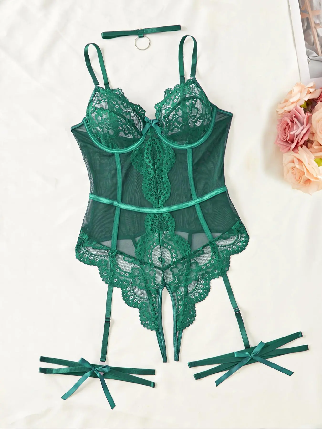 Women's Solid Color Lace Sexy All Season Lingerie Three-piece Set, Glamour Lingerie Set, Chic Comfy Breathable Bra & Garter Belt & Thong Set for Daily Wear, Women Sexy Lingeries & Costumes, Breathable Lingerie Top, Lingerie Underwear Set