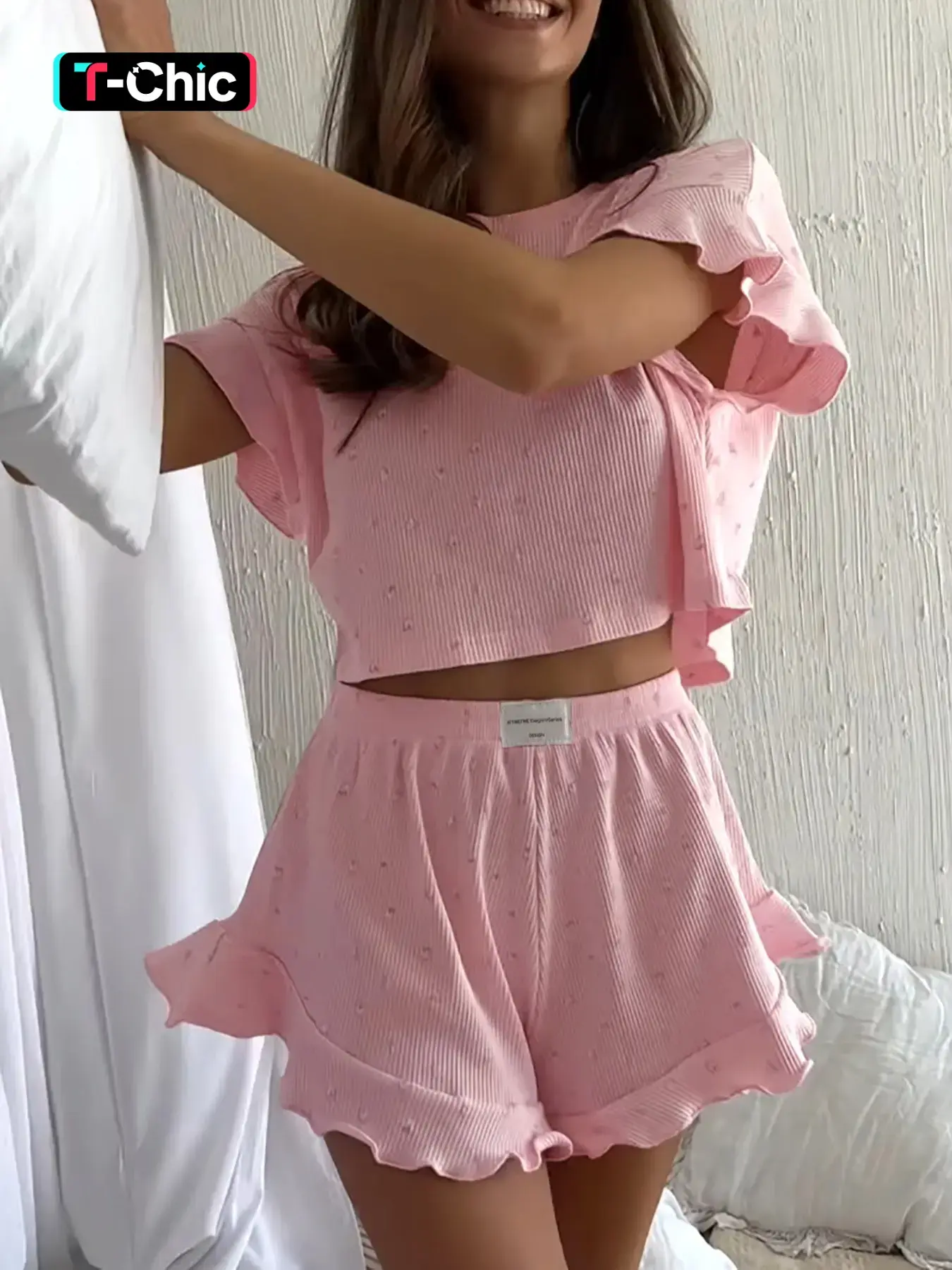 Women's All-Over Heart Print Pajama Set, Casual Comfy Ruffle-Trim Crop Top & Elastic-Waist Shorts PJ Two-Piece Set, Ladies Sleepwear and Loungewear Nightwear Outfit for All Seasons, Loungewear Pjs Set