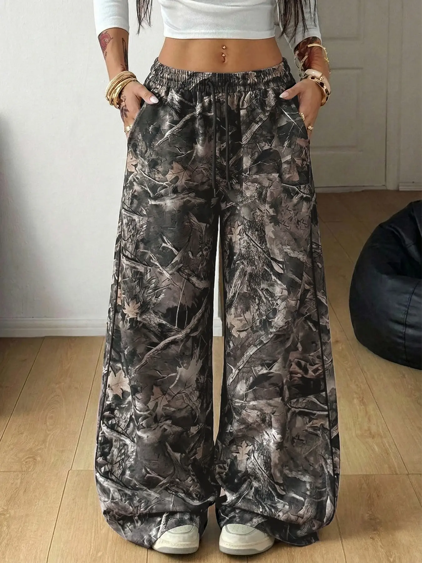 Women's camouflage tree branch print loose wide-leg pants, oversized high-waisted Adjustable drawstring trousers, Boho Casual Trousers, suitable for street style and everyday wear, Womenswear, Streetwear, Bottom | #Grunge aesthetic, campus style