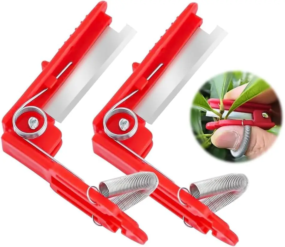 2Pcs Red Multifunctional Gardening Thump Knife, 2024 New Gardening Picking Finger Knife Thumb Cutter, Garden Finger Fruit Picker, Garden Orchard Hand Tools for Gardeners Picking Fruits