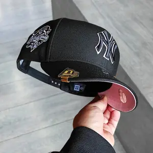 New Era New York Yankees Pink Baseball 9FORTY Cap Embroidery - World Series Side Patch Gorras De Béisbol Para Hombres, Adjustable Back Closure