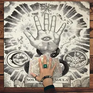 1pc All-Seeing Eye Table Cover Esoteric Decor and Mystical Room Decoration, Reusable Fabric Tablecloth for Occult Gatherings and Witchy Home Use