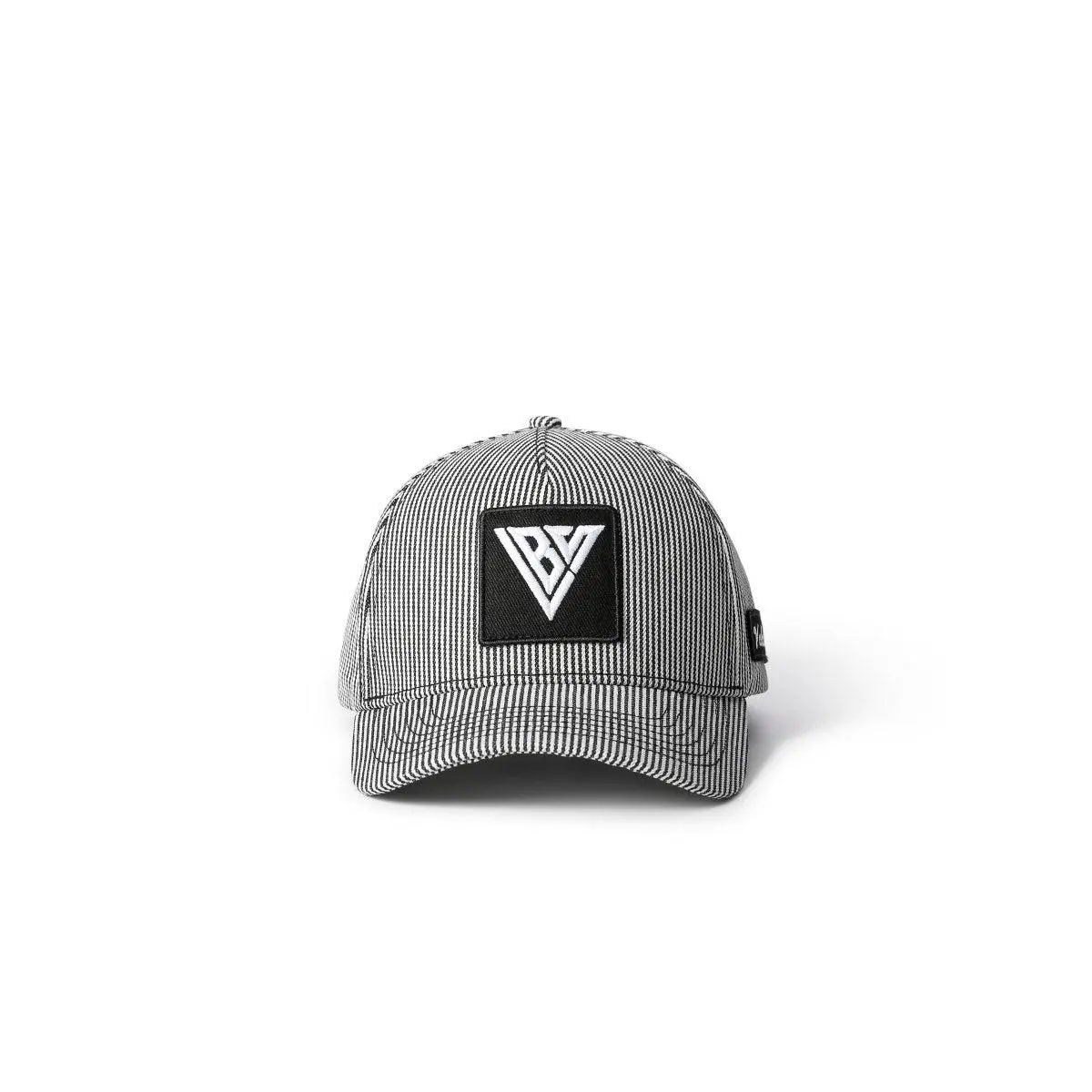 Noctis Snap back Hat Black