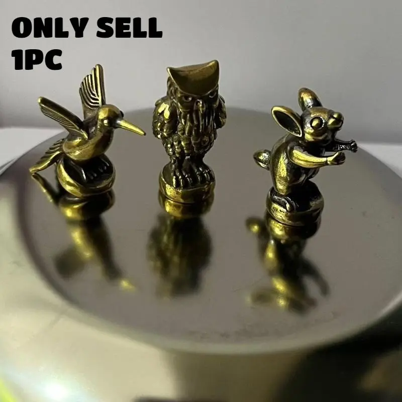 A small animal decorative hinge, door hinge magnetic suction decorative figurine decoration, Animal Decorations, suitable for desktop and door hinge holiday decoration, micro landscape animal design, Cute Animal Design, Desk Ornament