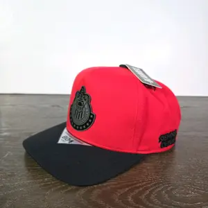 Chivas Hats, Red/Black Snapback with logo Chivas, Gorra del Chivas