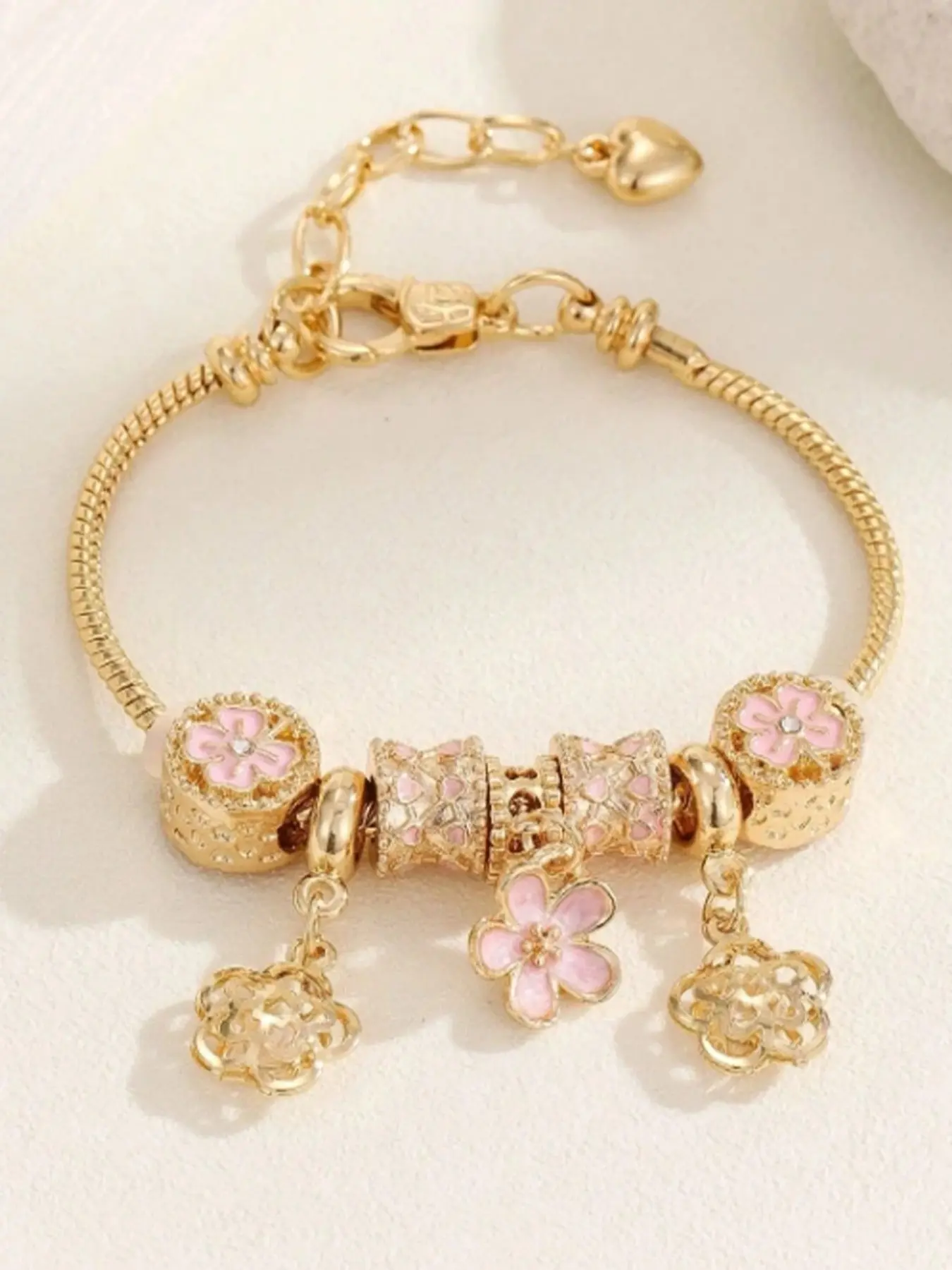 1pc Elegant Pink Flower Pendant Bracelet, Luxury Gold Openwork Pendant Bracelet, Charm Pink Flower Bead Bracelet, Metal Charm Bracelet, Floral Charm Bracelets, Spring & Summer Gift, DIY Bracelet, Flower Design Bracelet