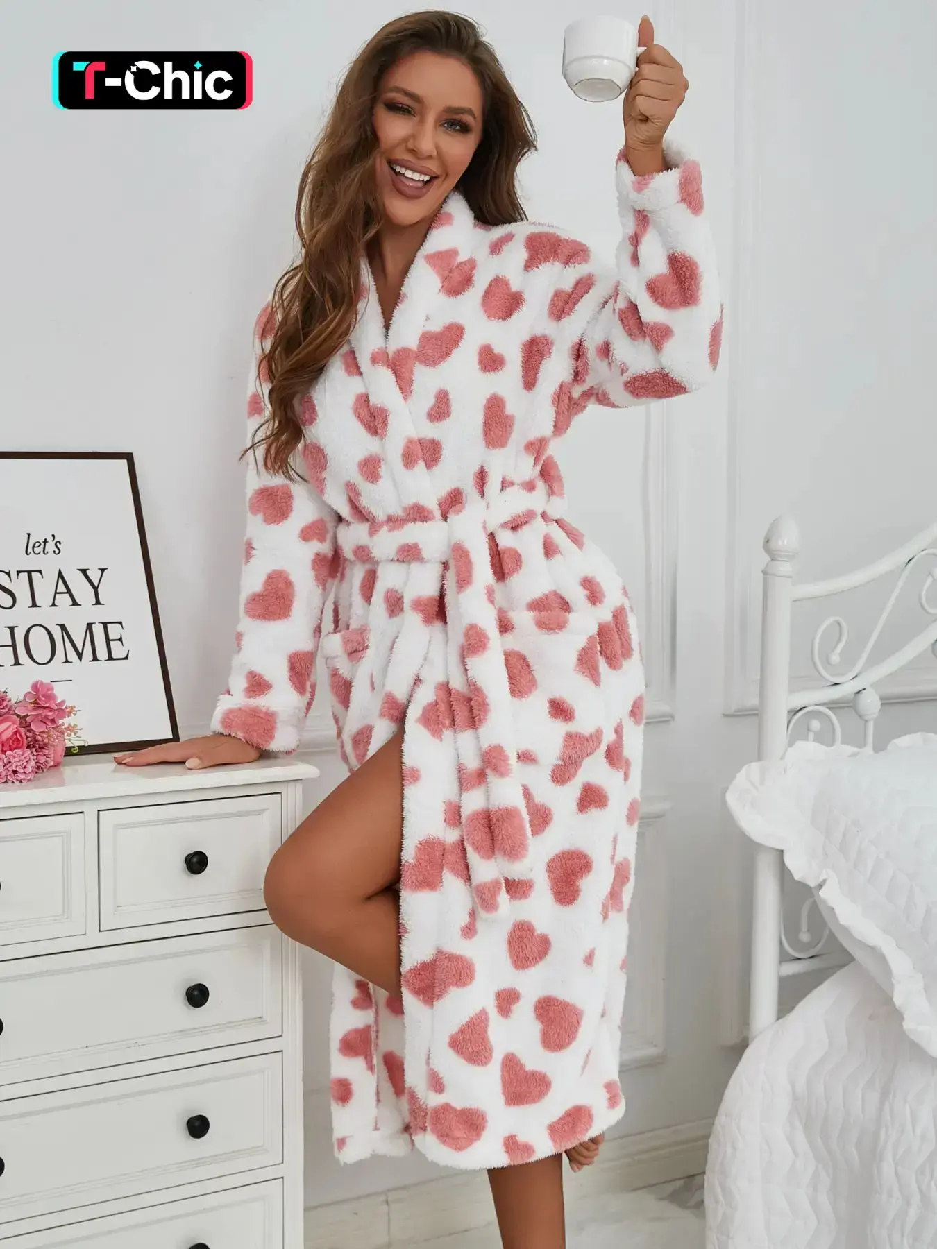 Women's Heart Print Belted Pocket Lounge Bathrobe with Belt, Casual Long Sleeve V Neck Warm Robe, Ladies Sleepwear for Fall & Winter, Loungewear, Night Gown, Womenswear, Homewear