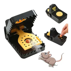 Rodent deterrent Household daily necessities household items, clips.Pest prevention solution. mouse trap bucket