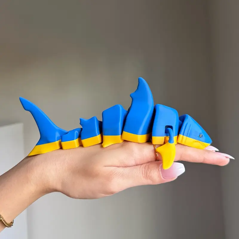Shark Articulating Fidget Toy - Satisfying Design Stress Reliever for Study Desk, Ideal Cool Gift for Enthusiasts