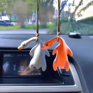 Duck Car Accessories, UV Color Changing Duck Creative Pendant, UV Temperature Reminder, Suitable for Cars, Bicycles, Indoor and Outdoor Ornament, Test Your Sunscreen’s True Protection