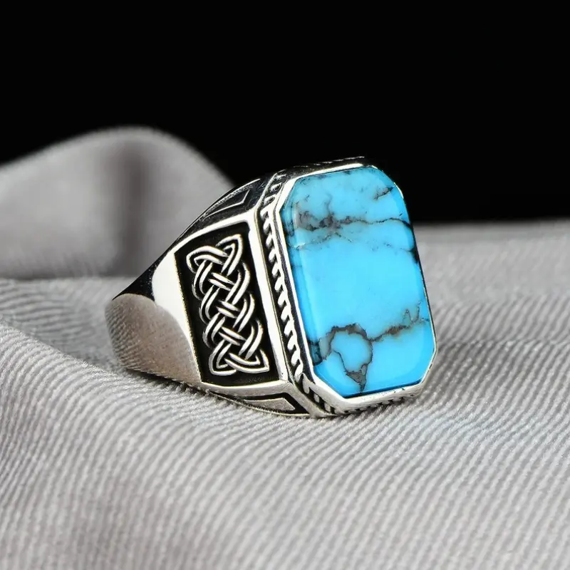 Men's Heavy-Duty Alloy Steel Square Ring - Geometric-Shaped Medieval Hardware Details Accessory - Durable No-Coating Statement Piece for Parties,Daily Wear - Luxury Unisex Gemstone Studded Costume Jewelry, Medieval Rings, Gemstone Studded Rings