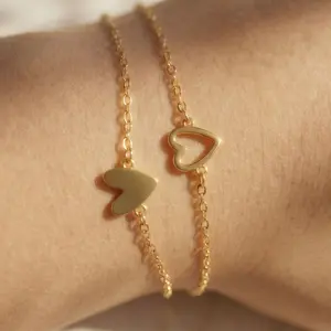 Matching Heart Bracelets for Women – Heart Charm and BFF Friendship Styles Simple ins style for girlfriends Trendy Fashionable Accessories Trendy Jewellery Accessories
