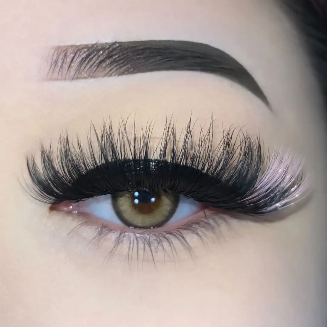 "Aria" Pink Tip Colored Eyelashes - Lightweight, Fluffy, Cosmetic Makeup Accessory
