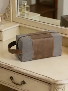 1pc  Large capacity portable toiletry bag, hand-held makeup bag, zipper closure, fashionable and versatile, retro and simple, suitable for business trips, fitness and bathing, portable toiletry bag