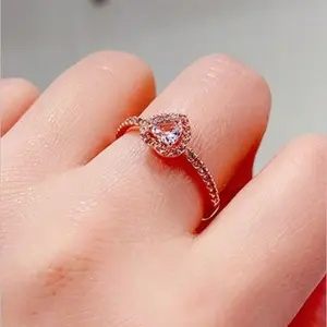 1pc Fashionable Novelty Jewelry Ring With Heart Shaped Pink Gemstone, Suitable For Women's Daily Wearing As Finger Ornament Valentines,Mom,Mother,Mother's Day,Gift