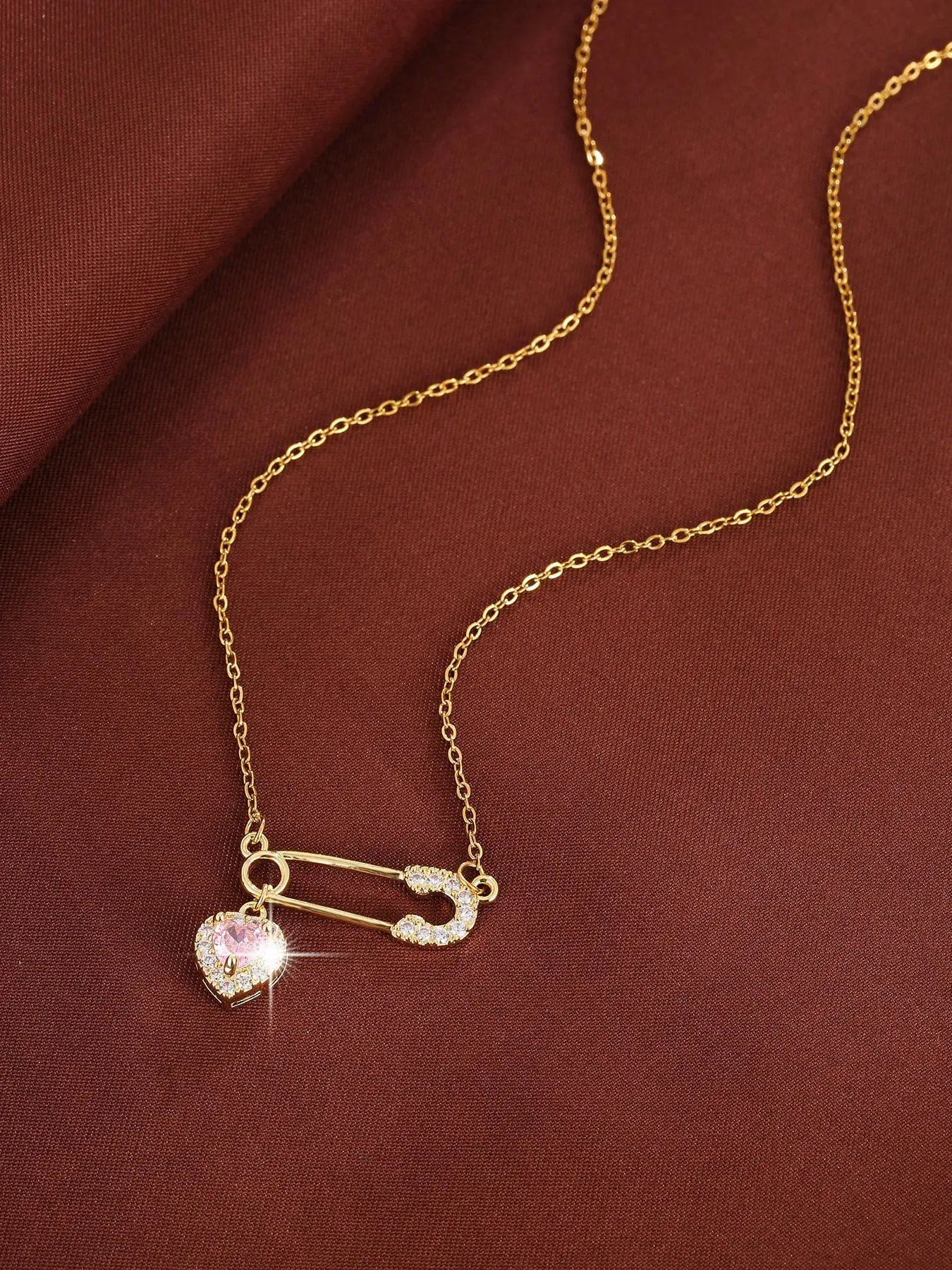 Women's Elegant Rhinestone Decorated Heart & Paper Clip Design Charm Necklaces, Love Heart Necklace, Exquisite Trendy Pendant Necklace, Fashionable Jewelry for Women As Gift, Fashionable Accessories, Chic Gorgeous Jewelry