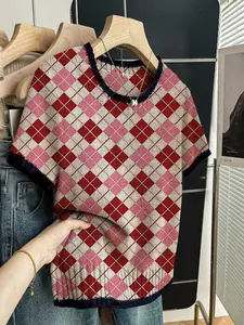 Geometric Plaid Grid Print Round Neck Sweater, Casual Short Sleeve Knitwear for Spring Summer Fall, Comfortable Warm Fitted Women's Clothing