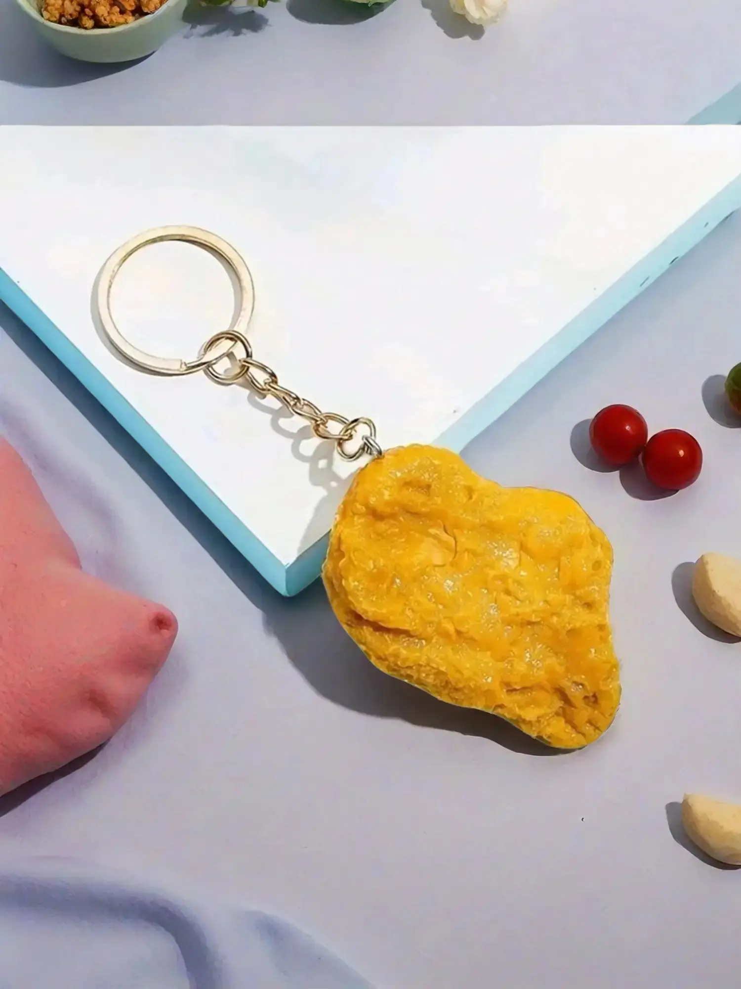 Stylish Chicken Nuggets Keychain, Cute & Fun Design, Ideal Accessory for Cars, Laptops, Ornaments, Great Gift Idea for Kids & Adults, Keychain For Bags, Key Rings