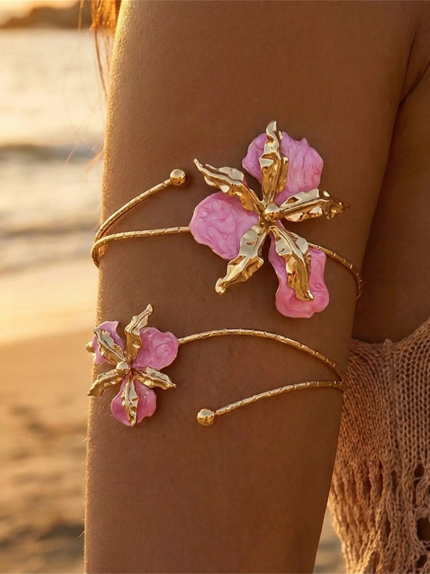 Tropical Island Vacation Style Sweet Romantic Luxury Fashion Metal Flower Open Arm Bracelet, Flower Design Bracelet, Bohemian Bracelets, Boho Style Bracelet, Exquisite Bracelet, Elegant Jewelry for Women, Perfect Gift Idea