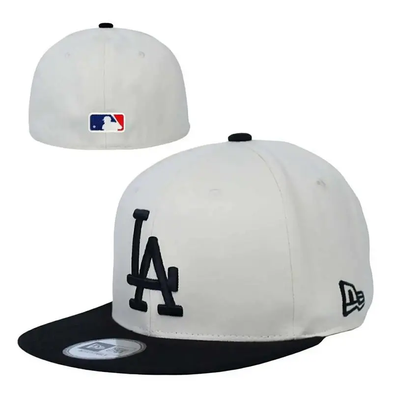 New Era MLB New York Yankees 9FIFTY Snapback Hat, Flat Brim High Crown Design, Premium Cotton Fabric, Raised Embroidered Logo, Adjustable Snapback Hat for Men Women, Urban Streetwear Cap, Gorras Urbanas