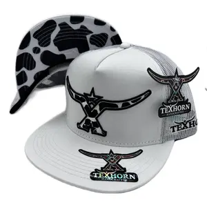 WHITE COW TEXHORN CAP
