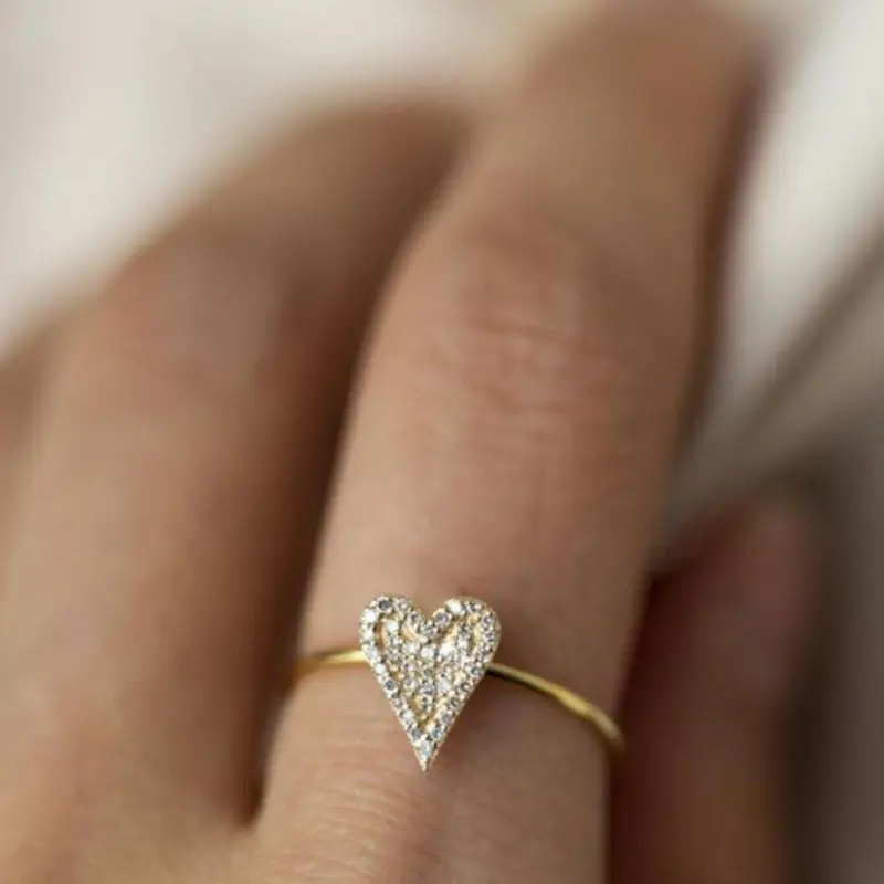 Fashion Simple Heart Design Ring, Rhinestone Decorated Ring for Women, Trendy All-match & Exquisite Jewelry for Birthday Gift, Elegant Rhinestone Ring, Heart Shaped Ring, Elegant Everyday Ring, Beautiful Rings