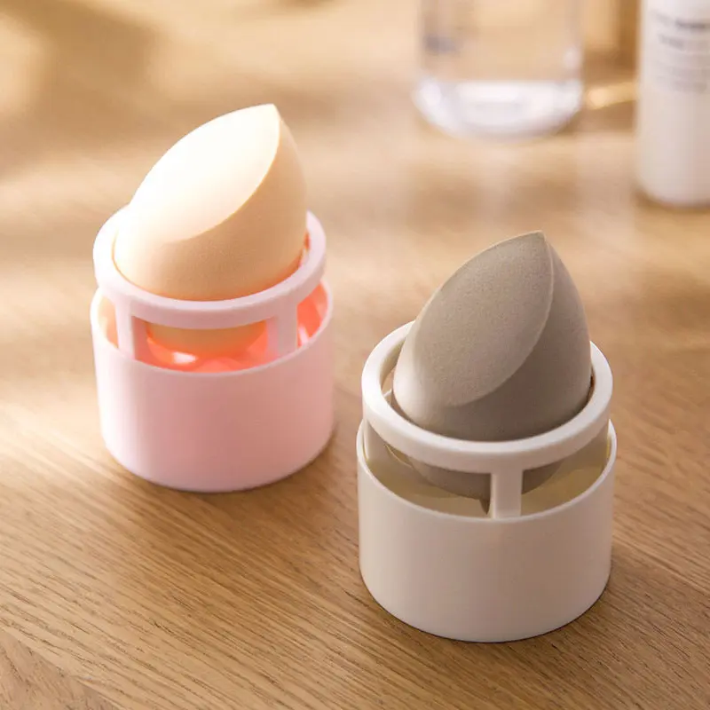 Beauty Sponge Holder, Dustproof Heart-Shaped Cosmetic Organizer, Compact & Durable Plastic Storage Case with Lid, Gift for Makeup Lovers