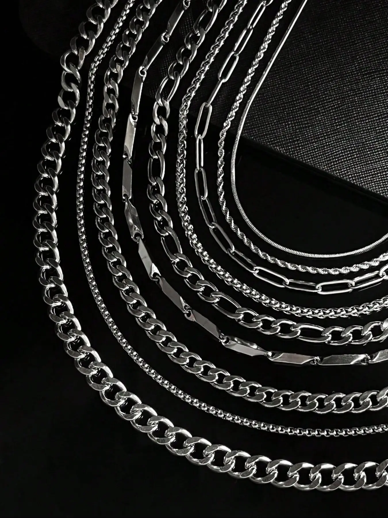 Men's Titanium Steel Necklace Set, Cuban Link Chain, 9-Piece Stainless Steel Jewelry Collection, Daily Wear Accessories for Men, Versatile Design Options, Stainless Steel Necklaces