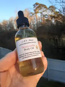 Honeysuckle Body Oil - Luxury Body Oil
