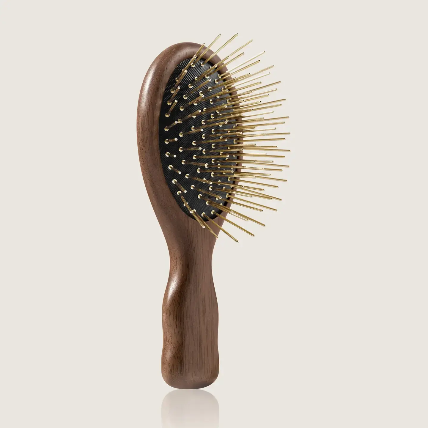 Gua She Hair & Scalp Brush: Infared Edition