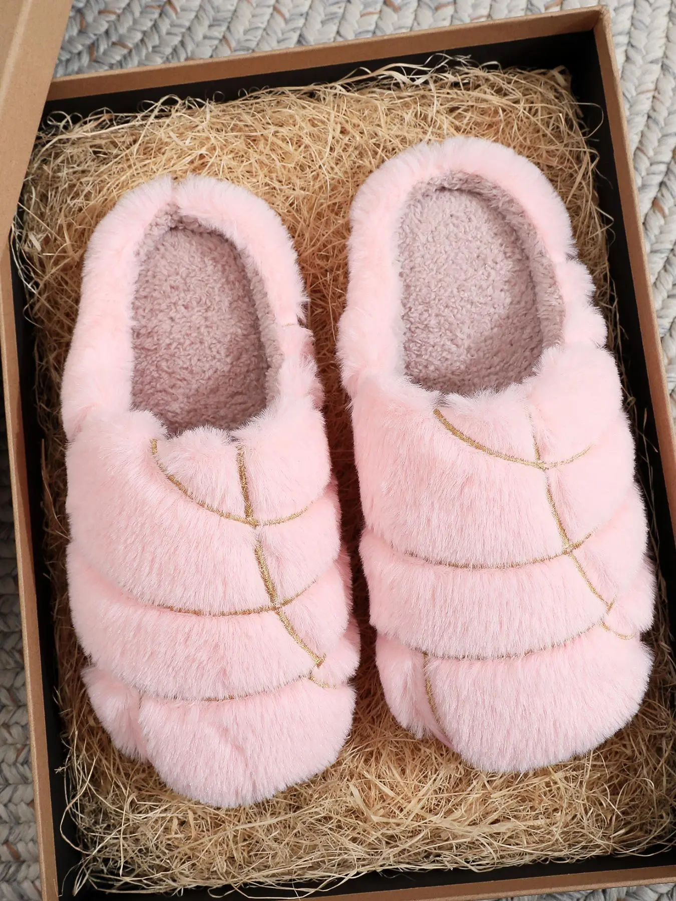 Women's Solid Color Concha Shaped Plush Slippers, Casual Soft Comfortable Fluffy Home Slippers, Warm Slippers for Indoor & Outdoor Use for Fall & Winter, Footwear, Slipper Shoes