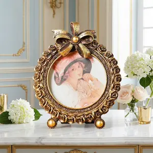Vintage Round Frame with Embossed Pattern, European Style Mini Desktop Photo Frame, Warm Home Decor for Photos and Photography Props