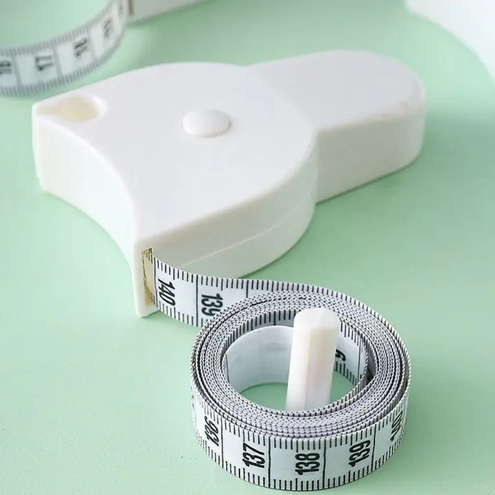 【Money Gift】Automatic Retractable Tape Measure, 1.5m Dual-Sided cm Scale, Portable Unisex Body Measuring Tool for Waist/Hip/Arm Home Use, White Gadget for Birthday Gifts (Home & Festive Party Supplies)