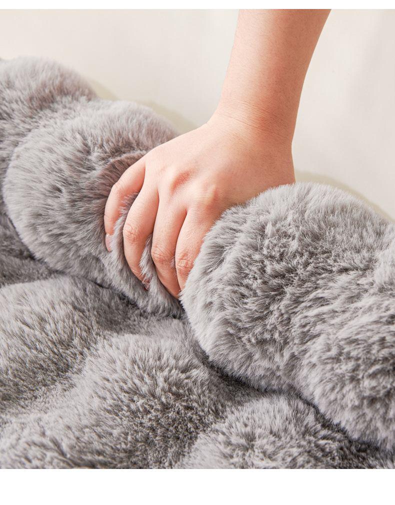 Pets Dog Mat Winter Thicken Thermal Non-slip Pet Products