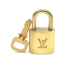 Pre-owned Louis Vuitton Brass lock & Key Set