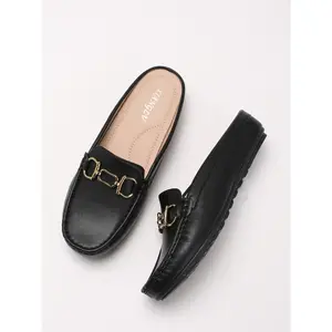 Women's Casual Slip-On Shoes, Soft Leather Outdoor Sandals, All-Season Comfortable Footwear, New Style Single Shoe Design, Slip On Mules