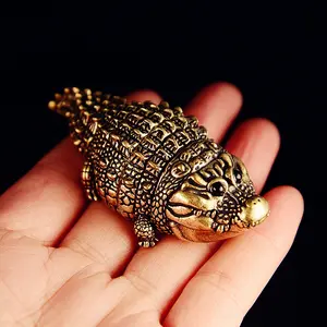 Brass Crocodile Ornament, Creative Desktop Decoration Piece, Mini Decoration For Study, Entryway, Or Tea Table, Handcrafted Solid Cast Copper Craft, Tea Pet Decoration