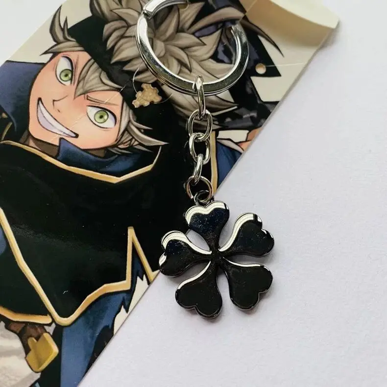Black Clover Magic Unisex Keychain - 4-Leaf Clover Model Pendant, Anime Peripheral, Role Play Cosplay Wear Accessory, Anime Decor Key Charm, Key Charms, Casual, Clover Shape