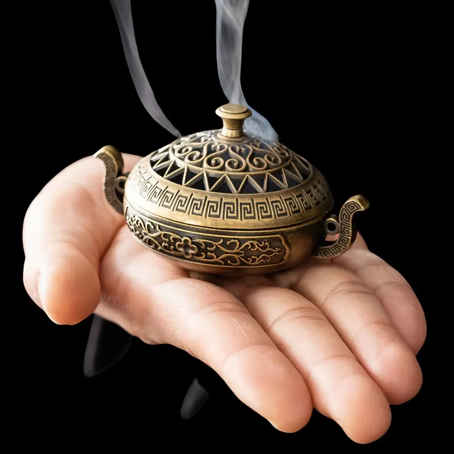 Antique Style Incense Burner with Intricate Carvings, Hollow Three-Legged Home Indoor Decor, Desktop Ornament for Living Room, Fragrance, Aroma, Bakhoor Burner, Incense Holder