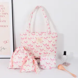 3 pcs Makeup Bags Printed Floral Patchwork WomenElegant Casual Quilted One-Shoulder ToteBag Portable Large Capacity ShoppingBag ,For Office CommutingTravel And Vacation Essentials CosmeticsMakeup Toiletry Storage Bag,Friend Gift HolidayGift Makeup Bag Set