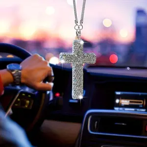 Full Diamond Cross Car Rearview Mirror Pendant, Shiny Crystal Cross Car Ornament, Interior Decoration, Car Hanging Decoration, Ideal for Daily Use and Gifting