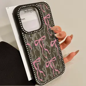 Camouflage pink bow pattern, diamond embellishments, durable yet flexible hard back panel, multiple layers of protection, compatible with iPhone 17, 16, 15, 14, 13, 12, 11 series, etc., makes a great gift for friends or family.