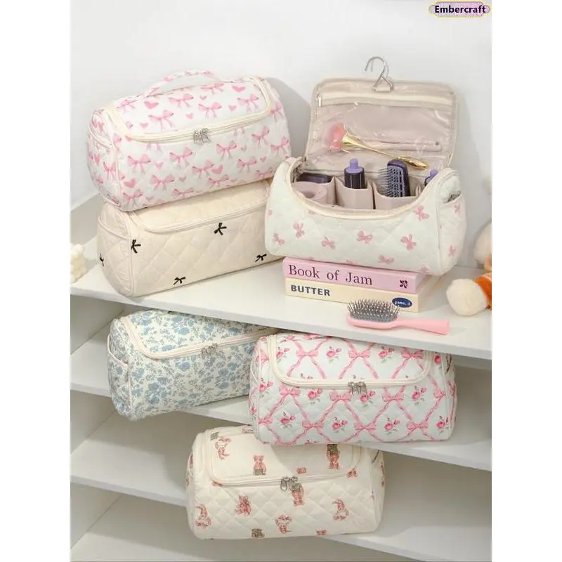 Women's Elegant Quilted Fabric Cosmetic Pouch - Large-Capacity Floral Print Travel Organiser with Multiple Pockets, Light But Sturdy, Fits Curling Rods/Hair Dryer, Toiletries Storage, All-Seasons Fashion Accessory with Zipper