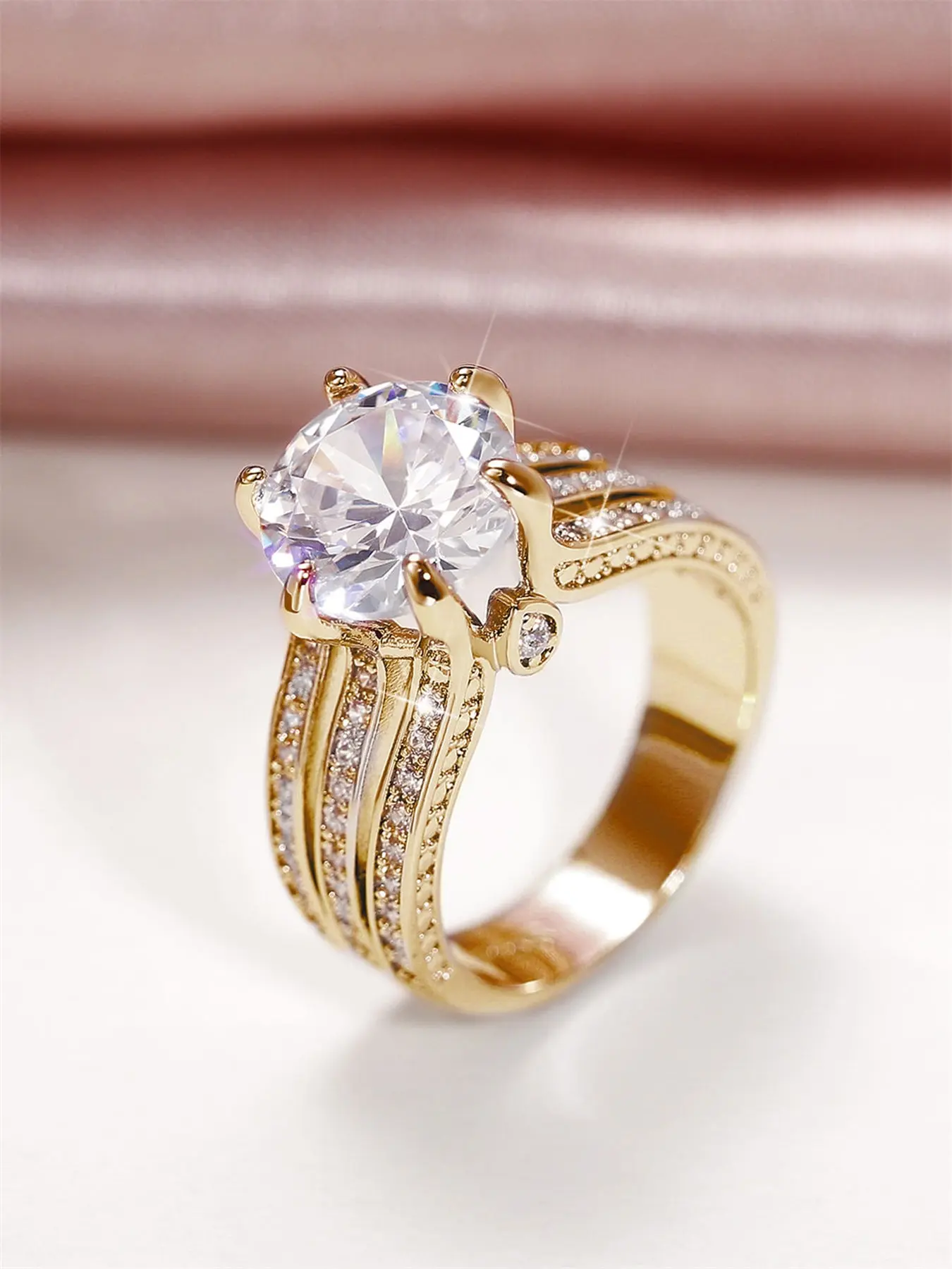 1 PC Luxury Round CZ Cubic Zirconia Solitaire Ring Beautiful Rings For Women For Wedding Engagement Party Jewelry Valentine's Day Gift Solitaire Engagement Rings