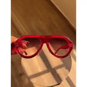 Oversized Retro Frog Sunglasses, Unique Street Style Eyewear for Photo Shoots, Trendy Fashion Accessory for Outings, Party Event Props