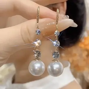 Luxury Imitation Pearl Pendant Earrings, Elegant Women's Jewelry, Perfect Accessory for Formal Occasions, Stylish Design