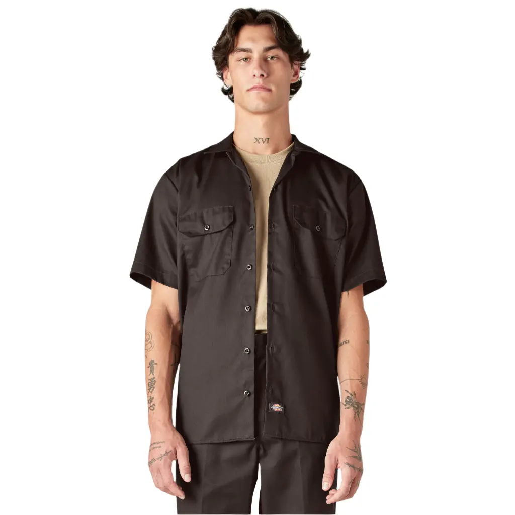 Dickies Menswear 1922 Work Shirt - Men's Classic Fit Short-Sleeve Collared Neck Generous Cut Twill Top, Wrinkle-Resistant, Moisture-Wicking, Square Hem, Pencil Slot, Flap Chest Pocket, Button Closure, Md