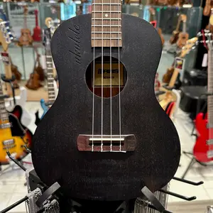 Mars m13ah26: 26” Concert Ukulele - Black