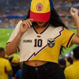 Custom Colombia Soccer Crop Top Jersey, Personalized Colombia Jersey Crop Tee, Game Day Shirt, Football Fan, Colombia Crop Jersey